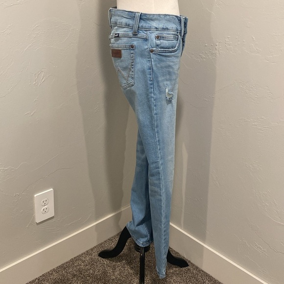 EUC Wrangler Vintage style jeans. - Picture 3 of 11